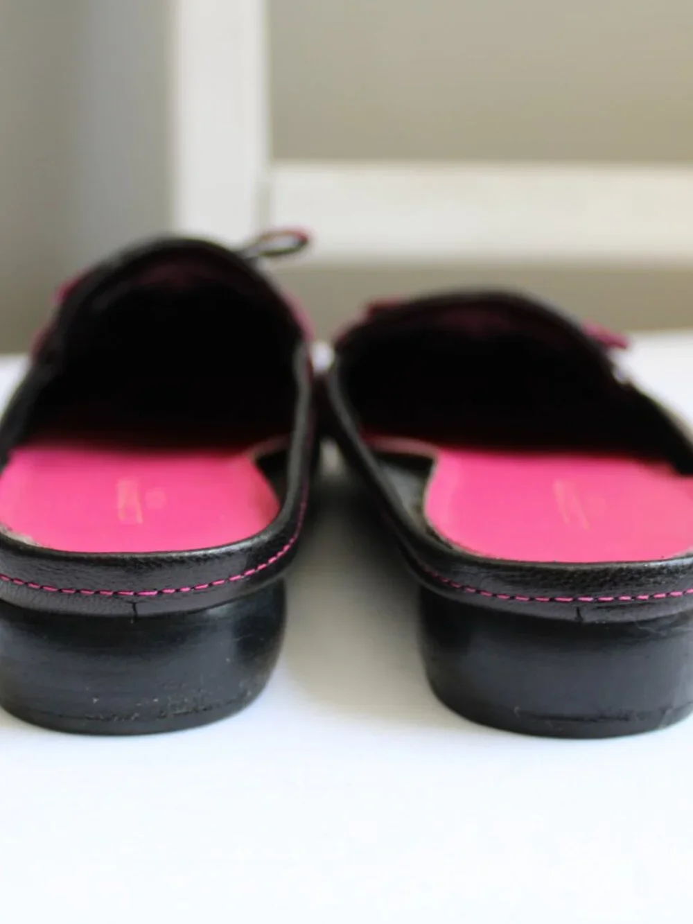 Liz Claiborne Flex Cadence 2 Black Leather Pink Mule Loafers Women's Size 8